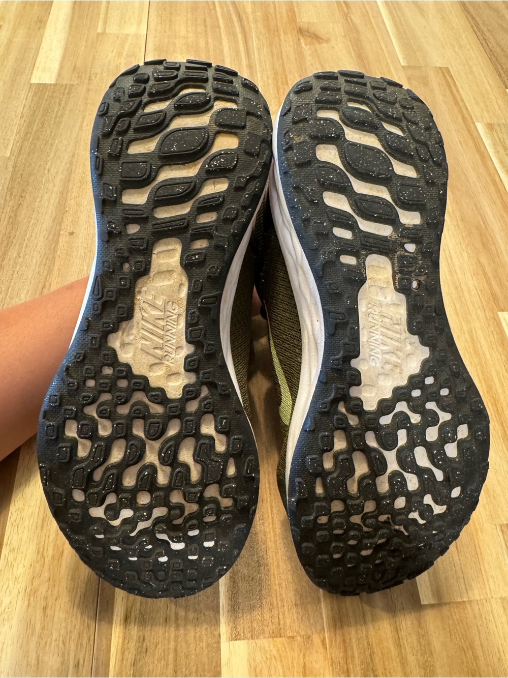 Nike Kids Olive Green Sneakers with Pale Lime Swoosh- size 4Y - Picture 5 of 5